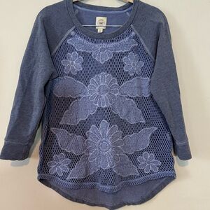 Lucky Lotus Blue Lace Floral  Women's Sweatshirt, Size S, 100% Cotton